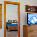 Ambassador 1-6 By Interhome *